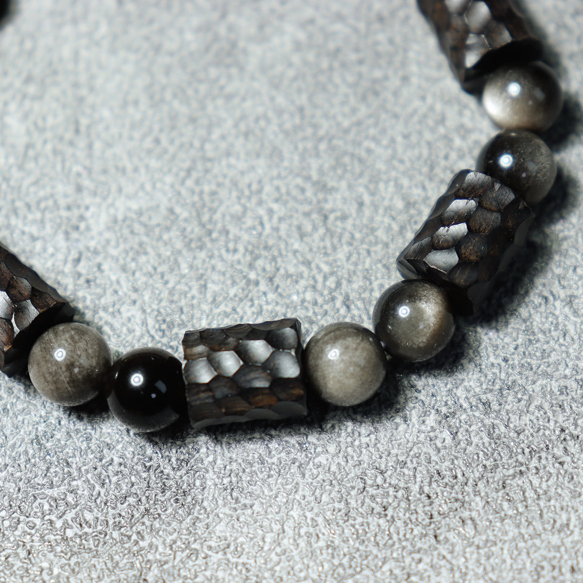Midnight Forge Hammer Charm Bracelet — detail 2